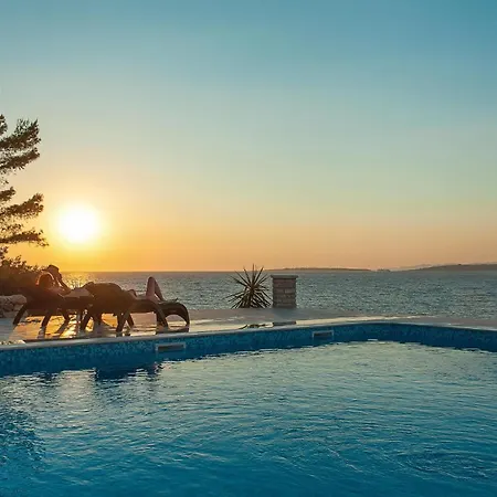 Poplat Bb Croatia * Pupnat